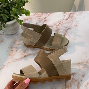 NEW Sorel Wedges size 6.5